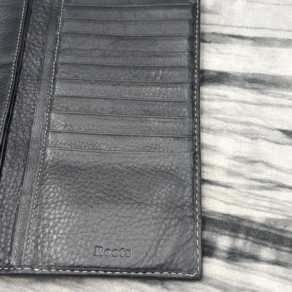 Roots Black Leather Wallet